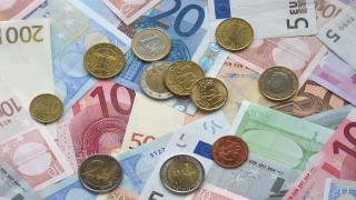 Emprunts bancaires : les taux repartent à la hausse en 2022