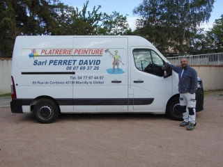SARL Perret David, un plâtrier-peintre qui continue à ne pas attendre les autres pour avancer