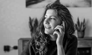 Pourquoi dit-on « allo » quand on décroche au téléphone ?