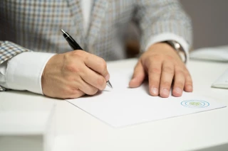 Comment bien préparer ses obsèques ?