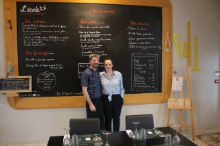 L’auberge L’École, une table gourmande entre terroir, histoire et convivialité